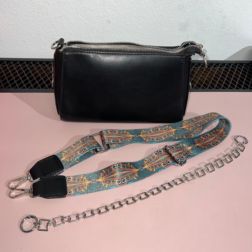 Western Cowgirl Crossbody Black Purse W/ Green Peacock Feather Jacquard &‎ Chain